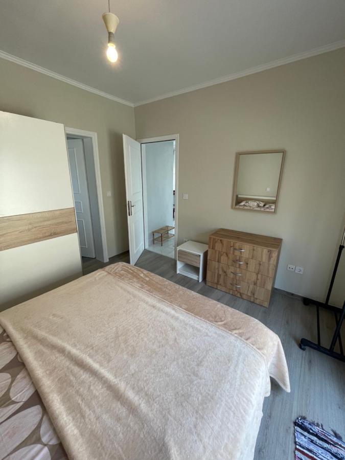 2-Bedroom Luxury Family Home Флогита Экстерьер фото